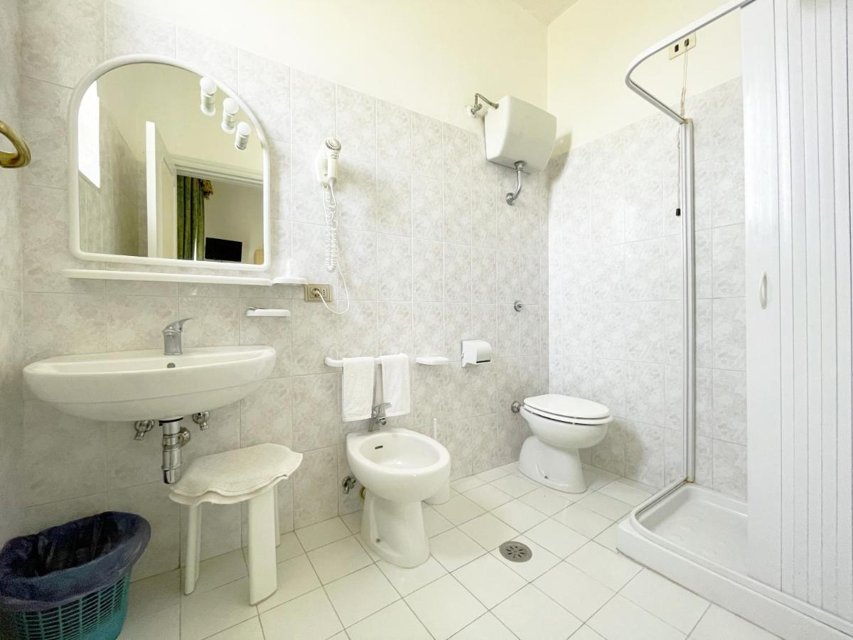 Hotel Reginella SantʼAgata sui Due Golfi Extérieur photo