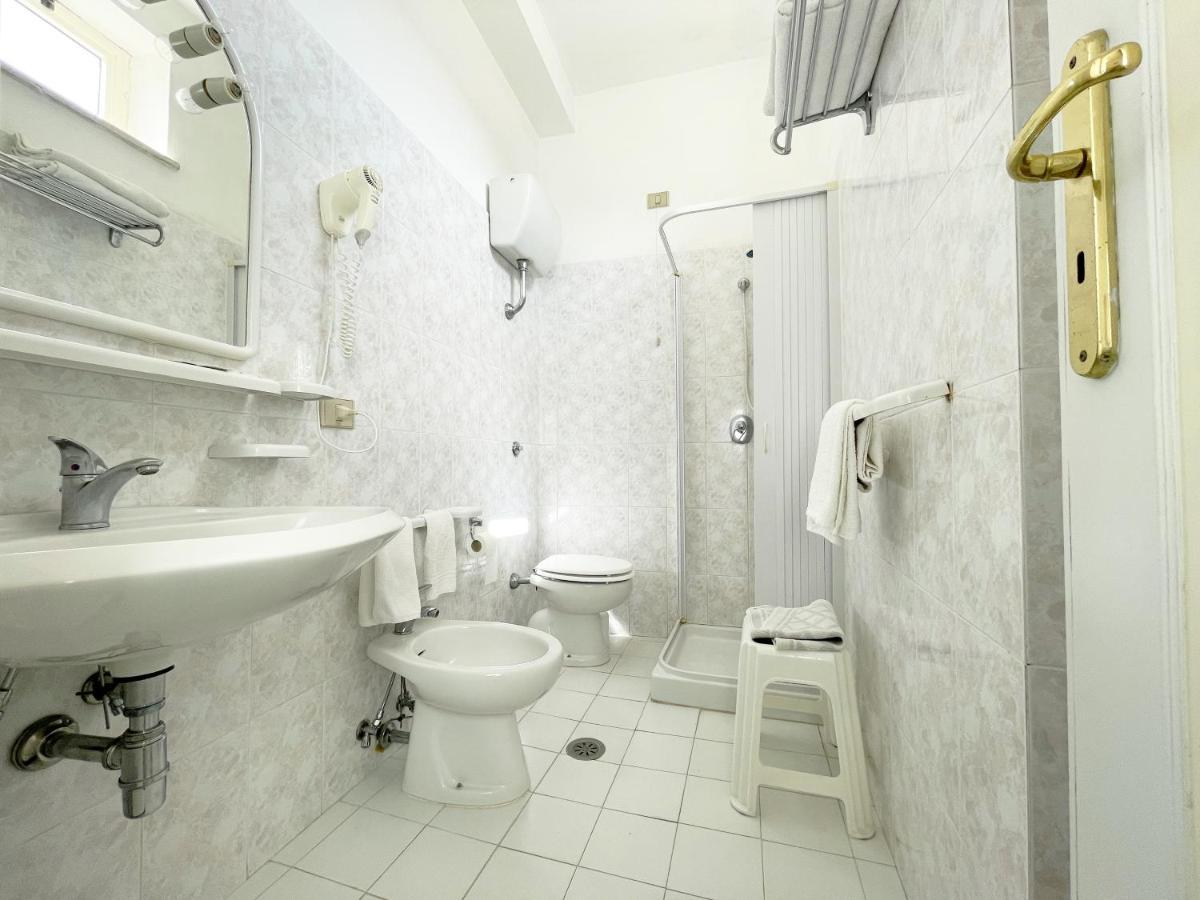 Hotel Reginella SantʼAgata sui Due Golfi Extérieur photo