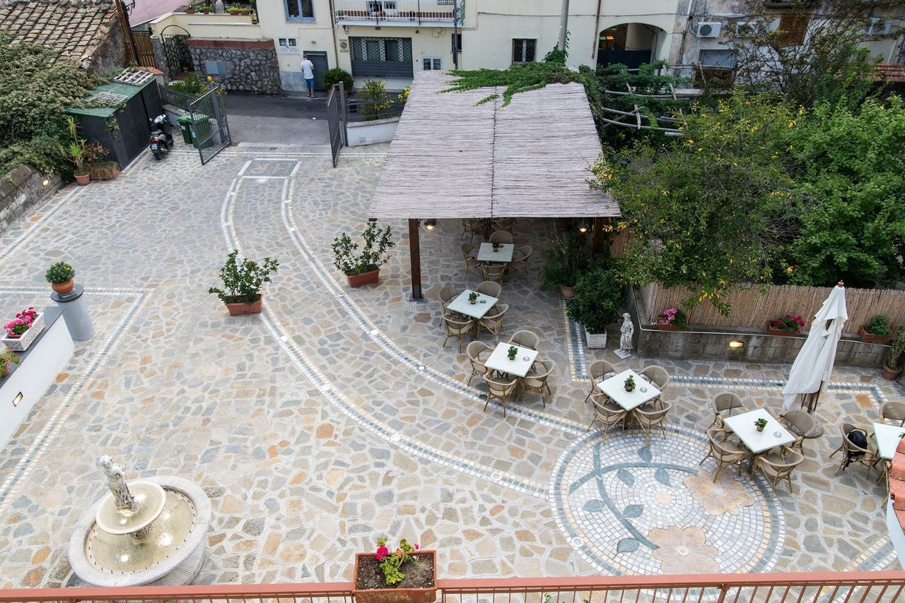 Hotel Reginella SantʼAgata sui Due Golfi Extérieur photo